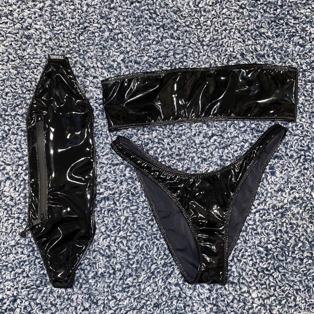 Triangl Black Angel Twinnie - NOT FOR SALE